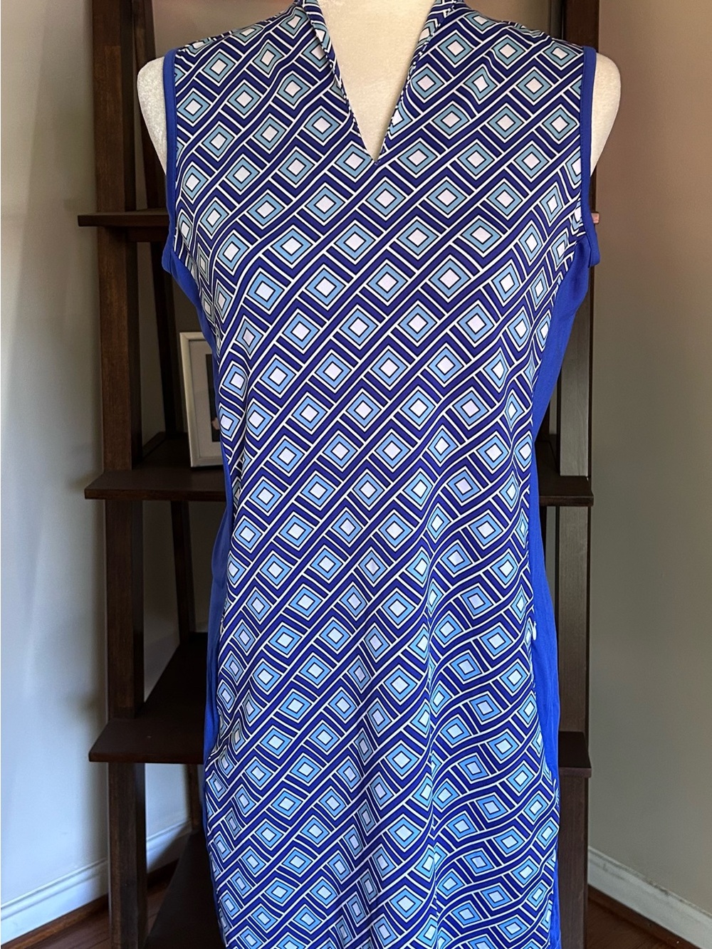 Tail Activewear Rubylou Dress with Mystic Link pattern. - Picture 2 of 6